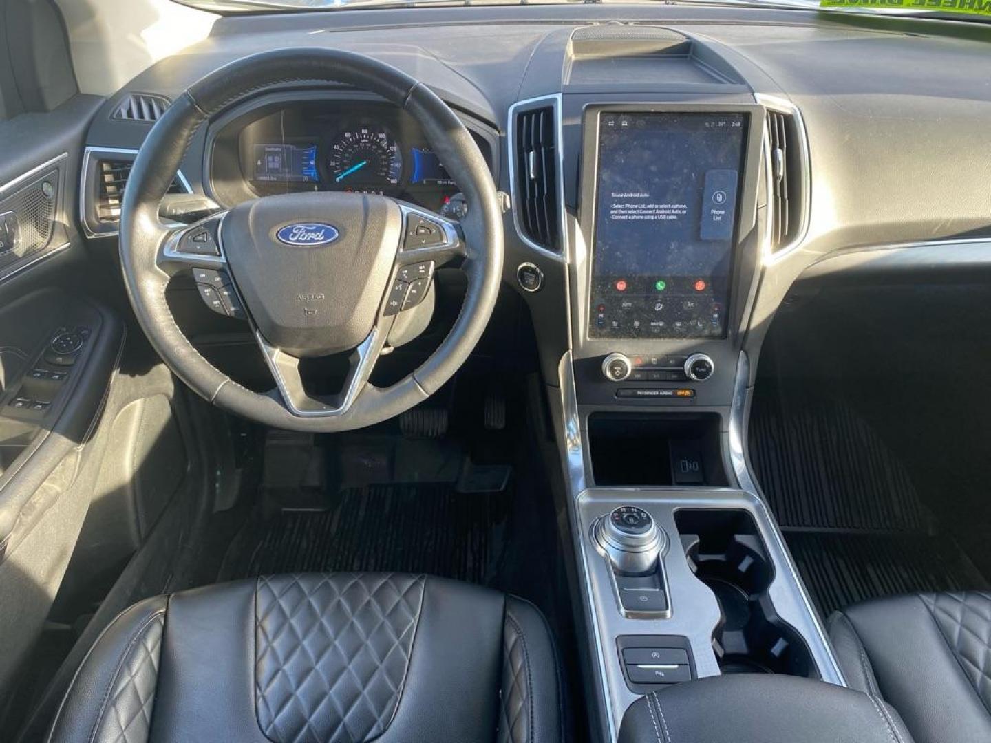 2023 SILVER FORD EDGE TITANIUM TITANIUM (2FMPK4K99PB) with an 2.0L engine, Automatic transmission, located at 929 East 8th Ave, Anchorage, AK, 99501, (907) 274-2277, 61.214783, -149.866074 - Photo#4