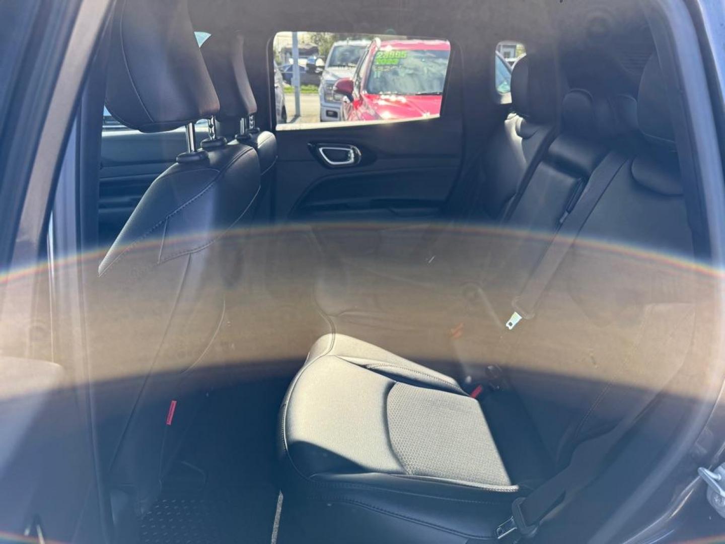2023 GREY JEEP COMPASS TRAILHAWK (3C4NJDDN4PT) with an 2.0L engine, Automatic transmission, located at 929 East 8th Ave, Anchorage, AK, 99501, (907) 274-2277, 61.214783, -149.866074 - Photo#3
