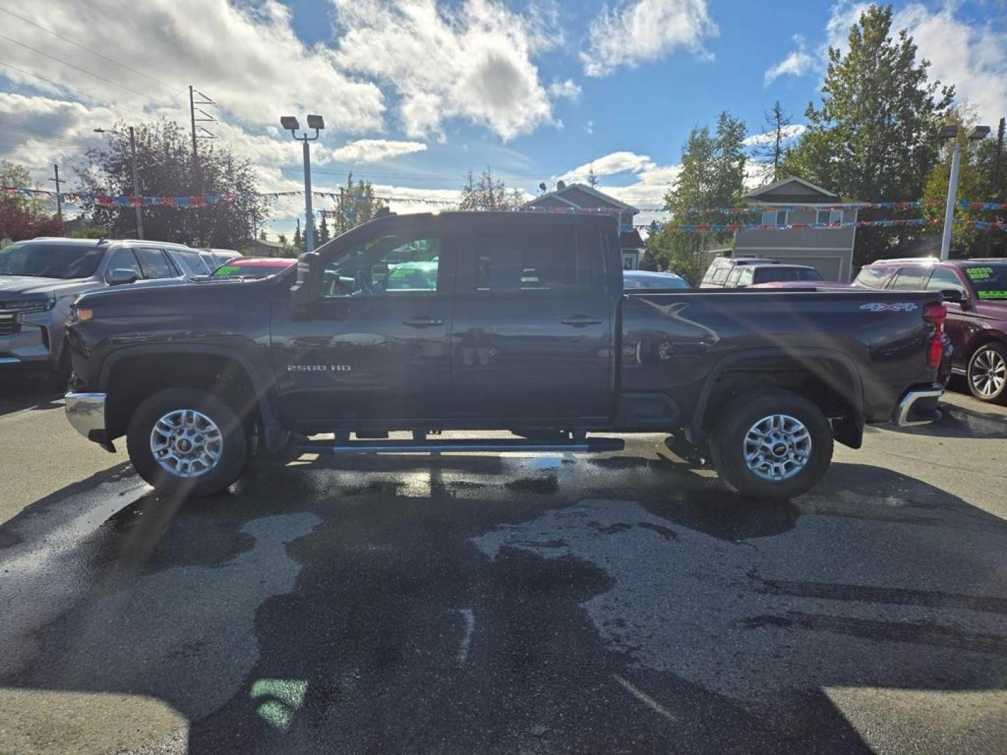 2024 GRAY CHEVROLET SILVERADO 2500 HEAVY DUTY LT (1GC4YNE77RF) with an 6.6L engine, Automatic transmission, located at 929 East 8th Ave, Anchorage, AK, 99501, (907) 274-2277, 61.214783, -149.866074 - Photo#0
