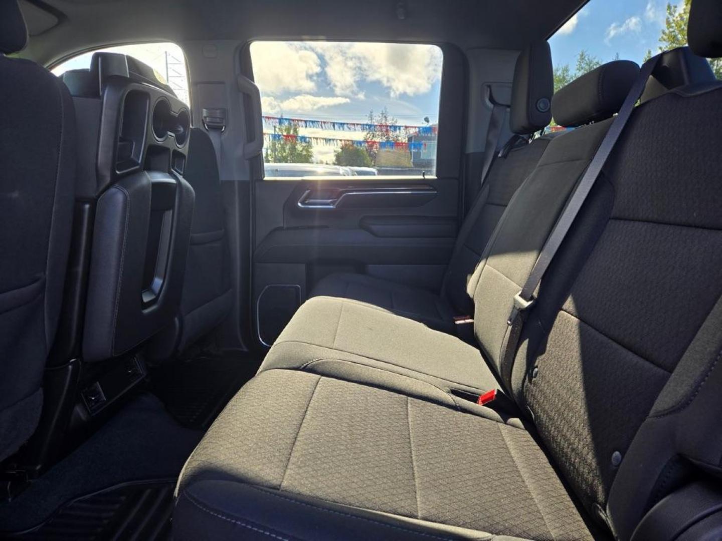 2024 GRAY CHEVROLET SILVERADO 2500 HEAVY DUTY LT (1GC4YNE77RF) with an 6.6L engine, Automatic transmission, located at 929 East 8th Ave, Anchorage, AK, 99501, (907) 274-2277, 61.214783, -149.866074 - Photo#2
