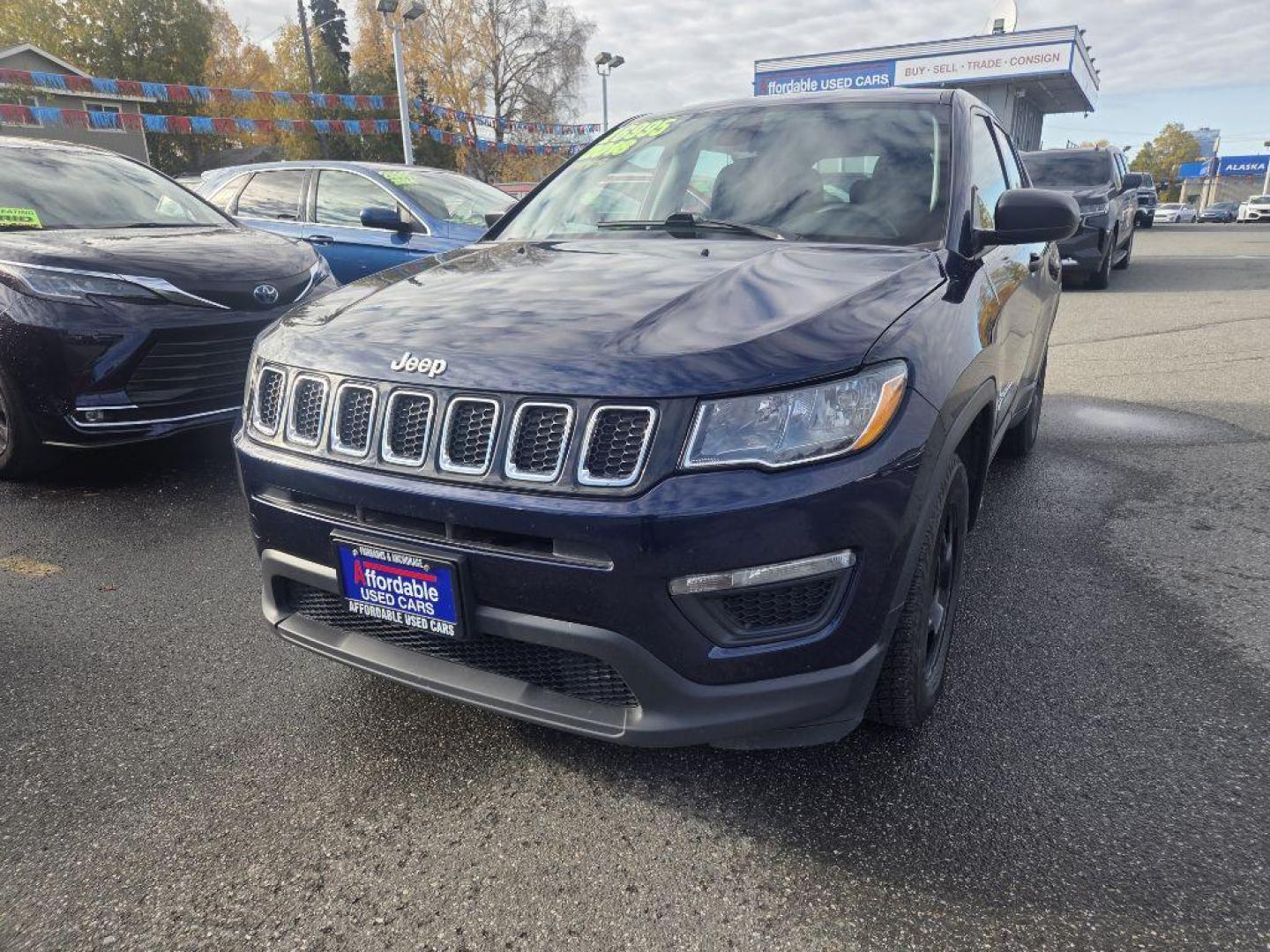 2018 BLUE JEEP COMPASS SPORT (3C4NJCAB2JT) with an 2.4L engine, 6-Speed Manual transmission, located at 929 East 8th Ave, Anchorage, AK, 99501, (907) 274-2277, 61.214783, -149.866074 - Photo#0