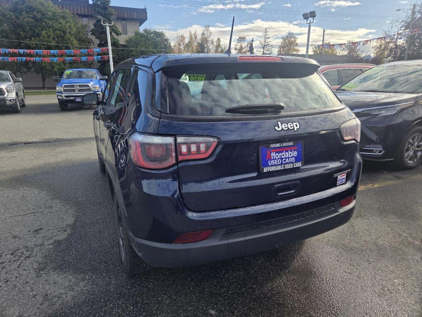 2018 BLUE JEEP COMPASS SPORT (3C4NJCAB2JT) with an 2.4L engine, 6-Speed Manual transmission, located at 929 East 8th Ave, Anchorage, AK, 99501, (907) 274-2277, 61.214783, -149.866074 - Photo#2
