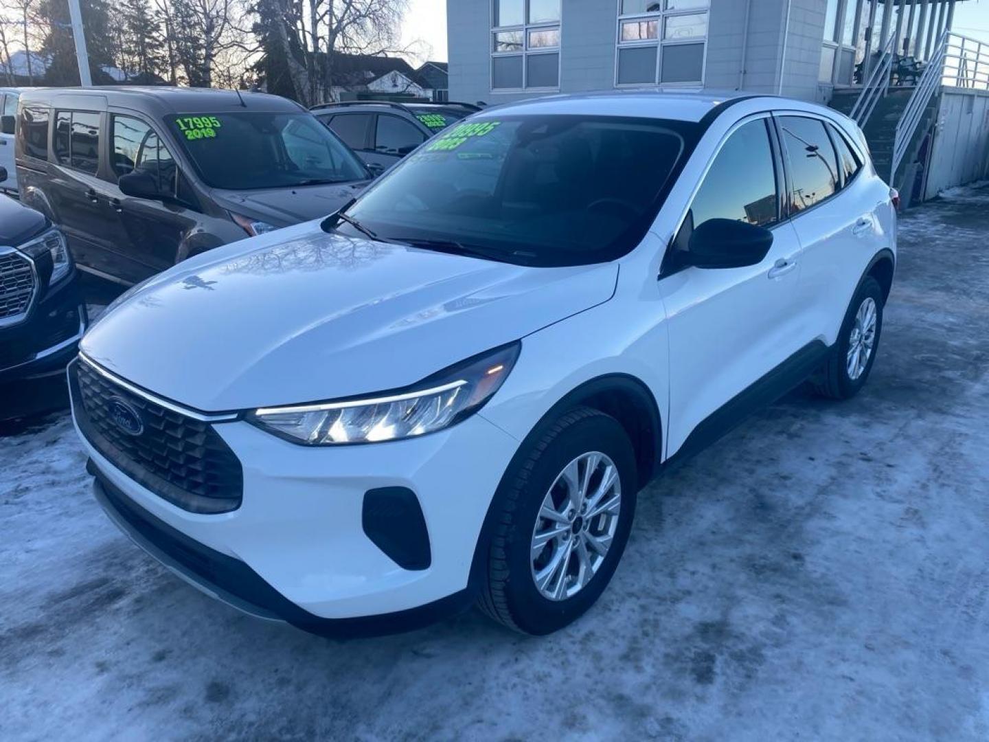 2023 WHITE FORD ESCAPE ACTIVE ACTIVE (1FMCU9GN0PU) with an 1.5L engine, Automatic transmission, located at 929 East 8th Ave, Anchorage, AK, 99501, (907) 274-2277, 61.214783, -149.866074 - Photo#0