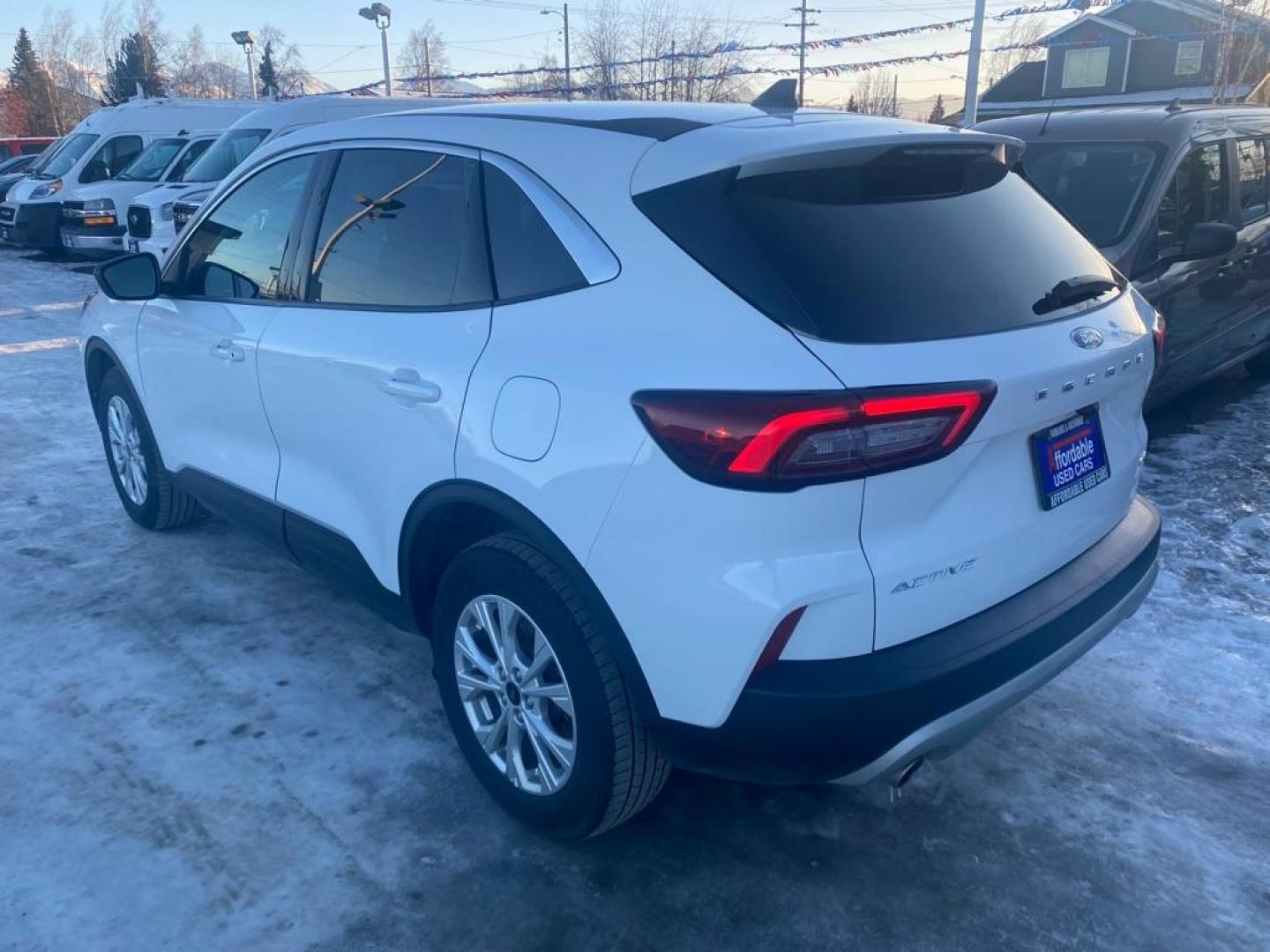 2023 WHITE FORD ESCAPE ACTIVE ACTIVE (1FMCU9GN0PU) with an 1.5L engine, Automatic transmission, located at 929 East 8th Ave, Anchorage, AK, 99501, (907) 274-2277, 61.214783, -149.866074 - Photo#2