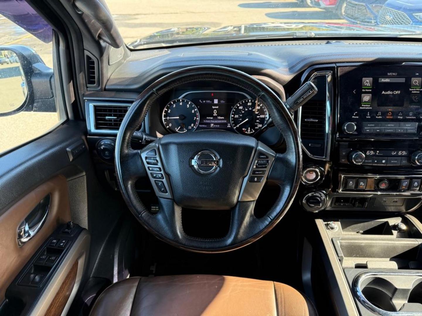 2020 BLACK NISSAN TITAN PLATINUM (1N6AA1ED1LN) with an 5.6L engine, Automatic transmission, located at 929 East 8th Ave, Anchorage, AK, 99501, (907) 274-2277, 61.214783, -149.866074 - Photo#4