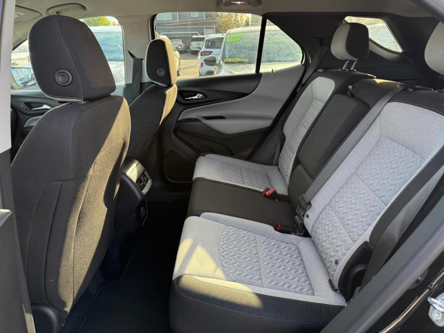 2023 GRAY CHEVROLET EQUINOX LT LT (3GNAXUEG4PL) with an 1.5L engine, Automatic transmission, located at 929 East 8th Ave, Anchorage, AK, 99501, (907) 274-2277, 61.214783, -149.866074 - Photo#3