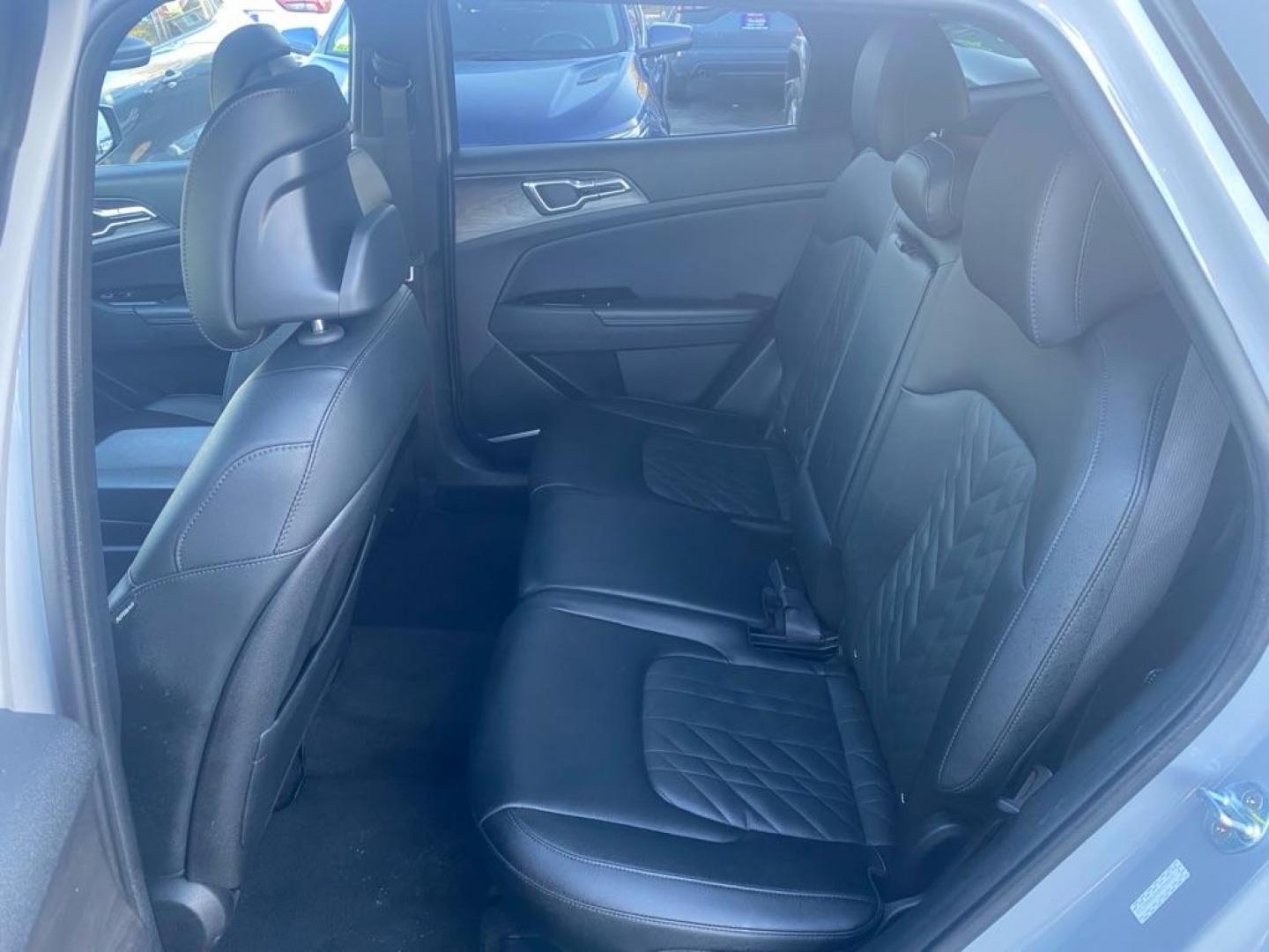 2023 GRAY KIA SPORTAGE X LINE (5XYK6CAF6PG) with an 2.5L engine, Automatic transmission, located at 929 East 8th Ave, Anchorage, AK, 99501, (907) 274-2277, 61.214783, -149.866074 - Photo#3