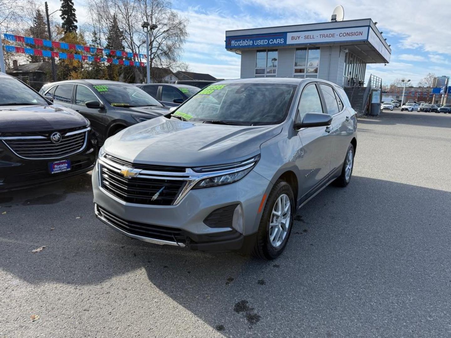 2023 GRAY CHEVROLET EQUINOX LT LT (3GNAXUEG2PS) with an 1.5L engine, Automatic transmission, located at 929 East 8th Ave, Anchorage, AK, 99501, (907) 274-2277, 61.214783, -149.866074 - Photo#0