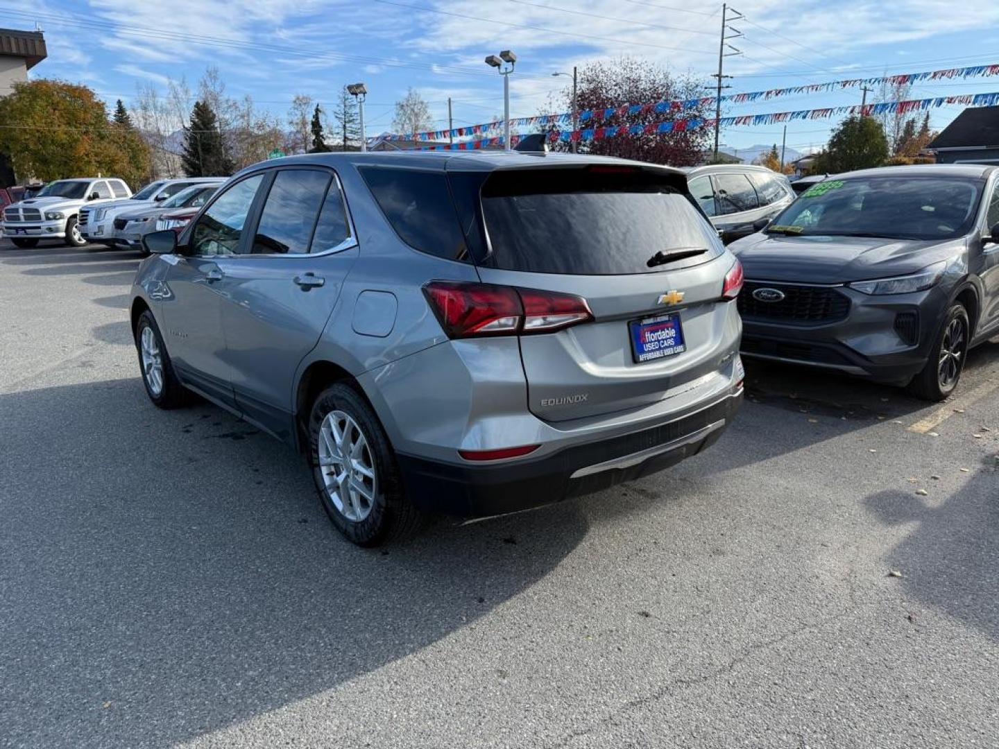 2023 GRAY CHEVROLET EQUINOX LT LT (3GNAXUEG2PS) with an 1.5L engine, Automatic transmission, located at 929 East 8th Ave, Anchorage, AK, 99501, (907) 274-2277, 61.214783, -149.866074 - Photo#2