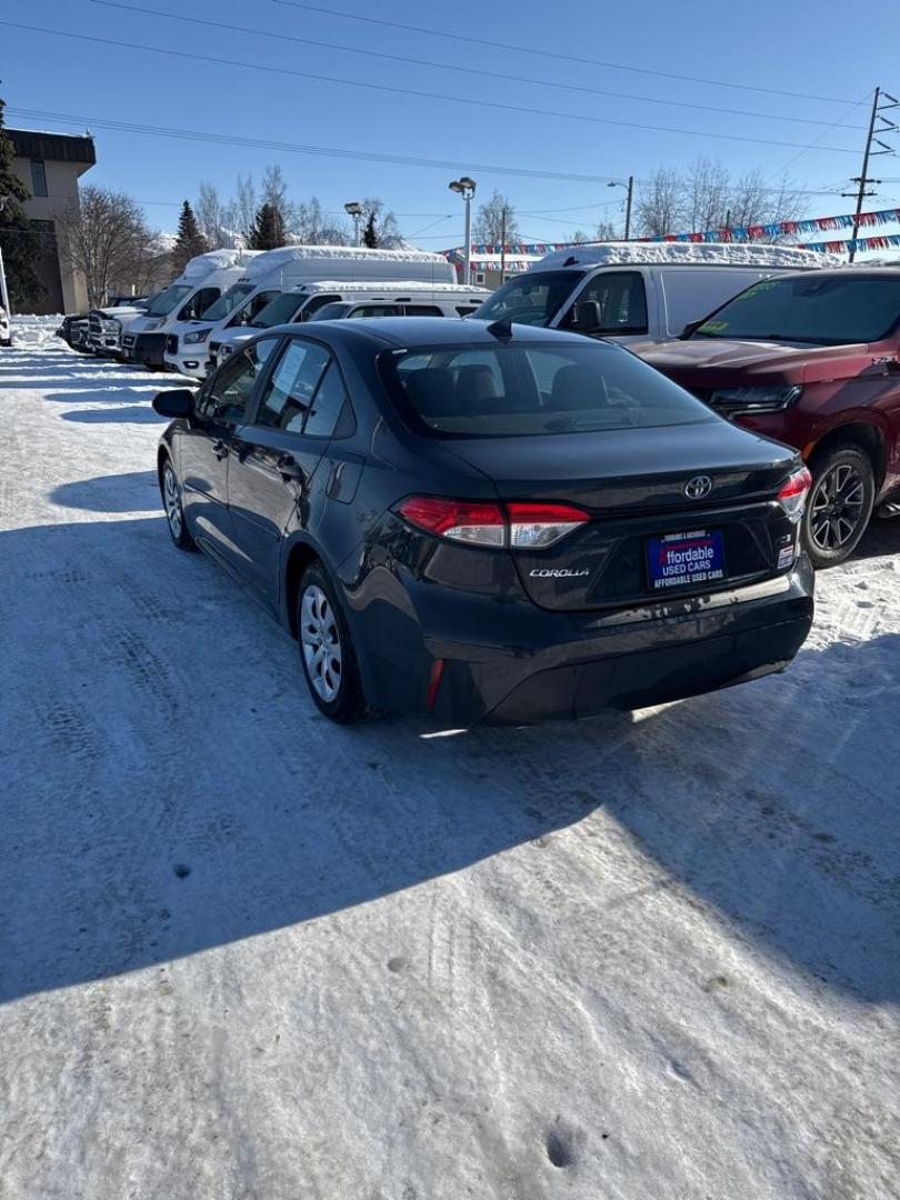 2024 GRAY TOYOTA COROLLA LE LE (5YFB4MDE8RP) with an 2.0L engine, Continuously Variable transmission, located at 929 East 8th Ave, Anchorage, AK, 99501, (907) 274-2277, 61.214783, -149.866074 - Photo#2