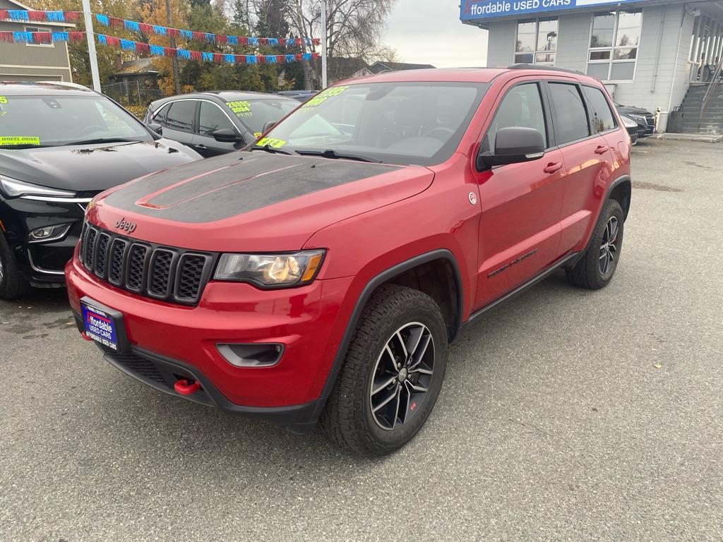 photo of 2018 JEEP GRAND CHEROKEE TRAILHAWK