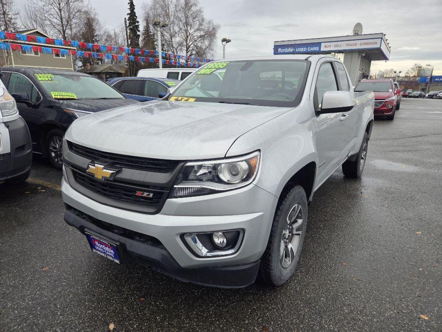 2017 SILVER CHEVROLET COLORADO Z71 (1GCHTDEN8H1) with an 3.6L engine, Automatic transmission, located at 929 East 8th Ave, Anchorage, AK, 99501, (907) 274-2277, 61.214783, -149.866074 - Photo#0
