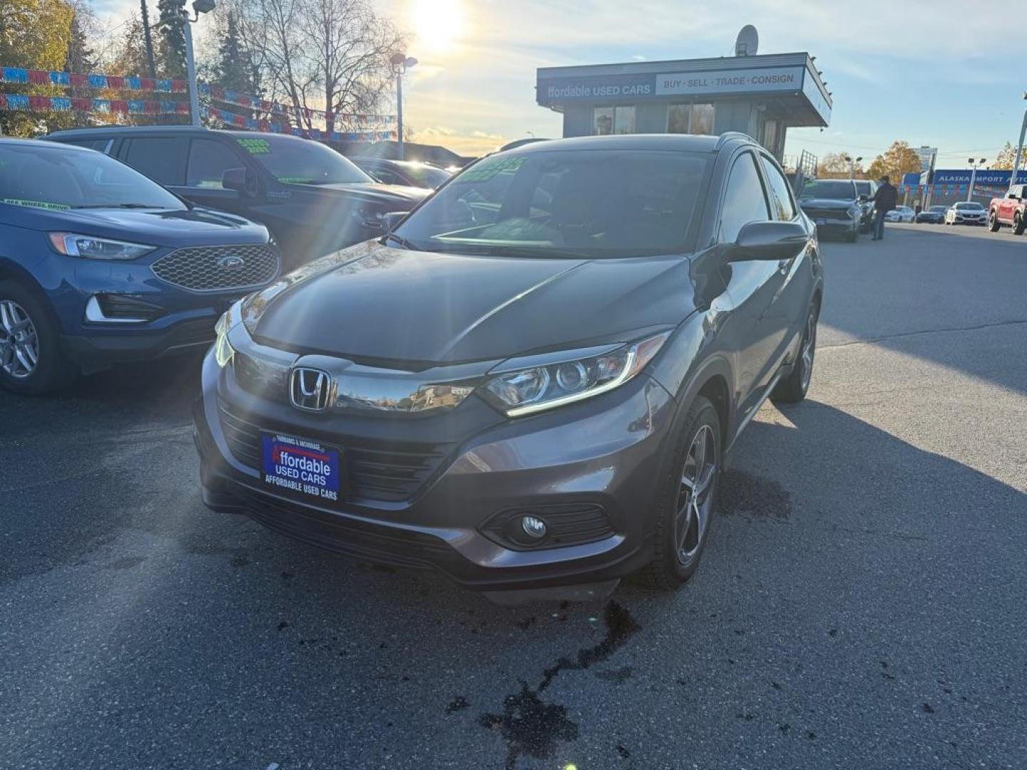 2022 GRAY HONDA HR-V EX (3CZRU5H59NM) with an 1.8L engine, Automatic transmission, located at 929 East 8th Ave, Anchorage, AK, 99501, (907) 274-2277, 61.214783, -149.866074 - Photo#0