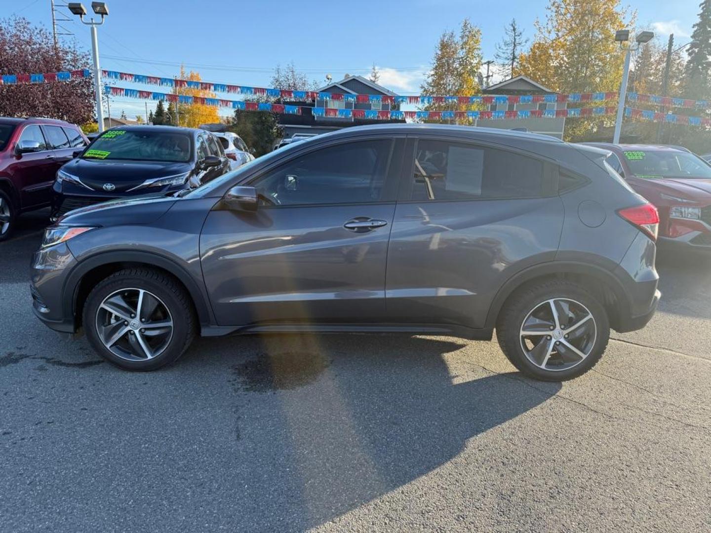2022 GRAY HONDA HR-V EX (3CZRU5H59NM) with an 1.8L engine, Automatic transmission, located at 929 East 8th Ave, Anchorage, AK, 99501, (907) 274-2277, 61.214783, -149.866074 - Photo#1