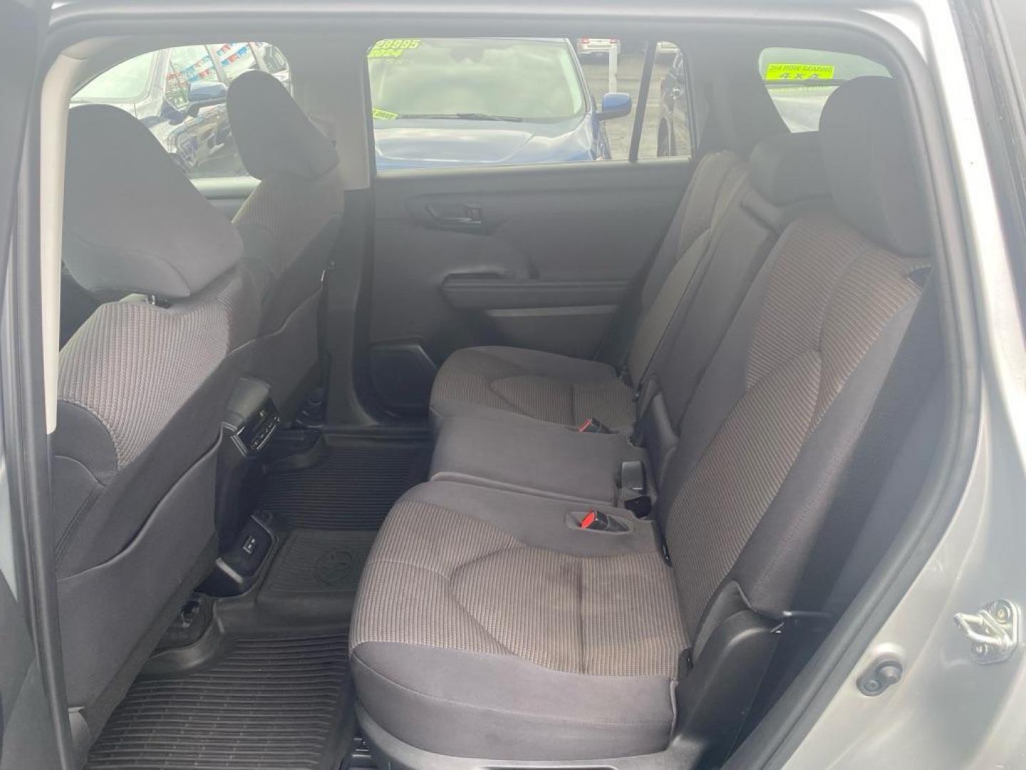 2023 SILVER TOYOTA HIGHLANDER L L (5TDKDRBH9PS) with an 2.4L engine, Automatic transmission, located at 929 East 8th Ave, Anchorage, AK, 99501, (907) 274-2277, 61.214783, -149.866074 - Photo#3