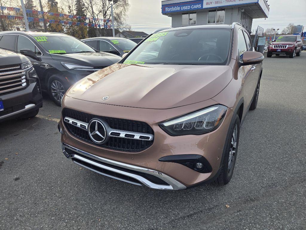photo of 2024 MERCEDES-BENZ GLA 250 4MATIC