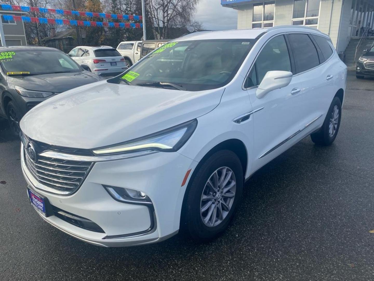 2024 WHITE BUICK ENCLAVE PREMIUM PREMIUM (5GAEVBKW3RJ) with an 3.6L engine, Automatic transmission, located at 929 East 8th Ave, Anchorage, AK, 99501, (907) 274-2277, 61.214783, -149.866074 - Photo#0