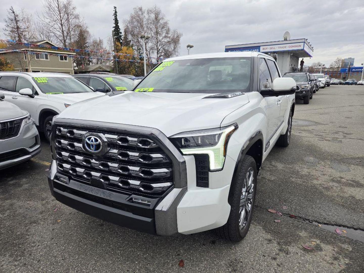 2024 WHITE TOYOTA TUNDRA CREWMAX PLATINUM (5TFNC5DB4RX) with an 3.4L engine, Automatic transmission, located at 929 East 8th Ave, Anchorage, AK, 99501, (907) 274-2277, 61.214783, -149.866074 - Photo#0