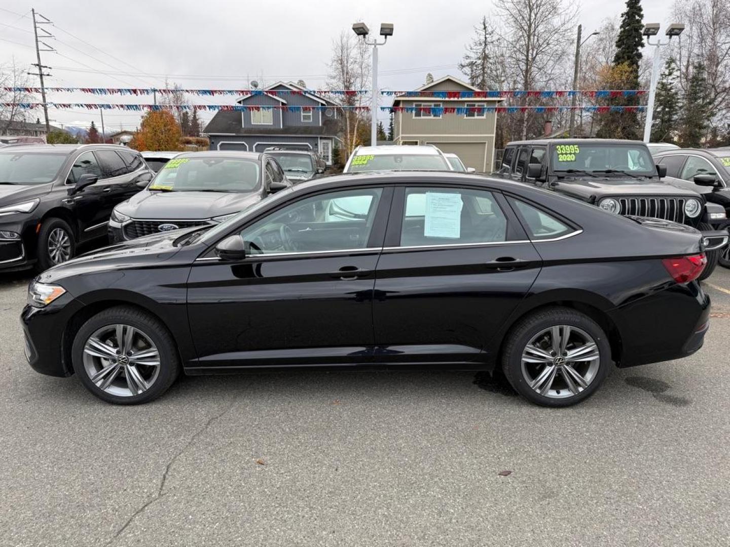 2024 BLACK VOLKSWAGEN JETTA SE SE (3VWEM7BU5RM) with an 1.5L engine, Automatic transmission, located at 929 East 8th Ave, Anchorage, AK, 99501, (907) 274-2277, 61.214783, -149.866074 - Photo#1