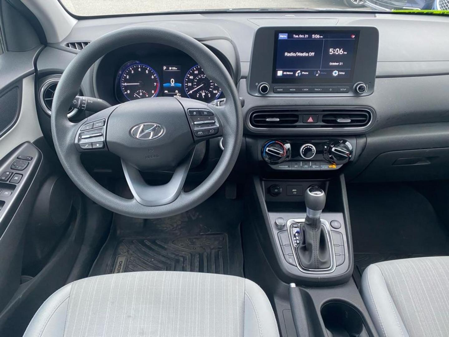 2023 BLACK HYUNDAI KONA SEL SEL (KM8K6CAB3PU) with an 2.0L engine, Continuously Variable transmission, located at 929 East 8th Ave, Anchorage, AK, 99501, (907) 274-2277, 61.214783, -149.866074 - Photo#4