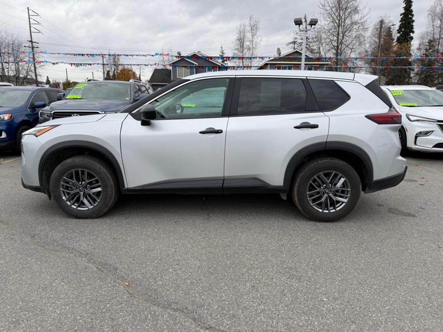 2024 SILVER NISSAN ROGUE S (5N1BT3AB6RC) with an 1.5L engine, Continuously Variable transmission, located at 929 East 8th Ave, Anchorage, AK, 99501, (907) 274-2277, 61.214783, -149.866074 - Photo#1