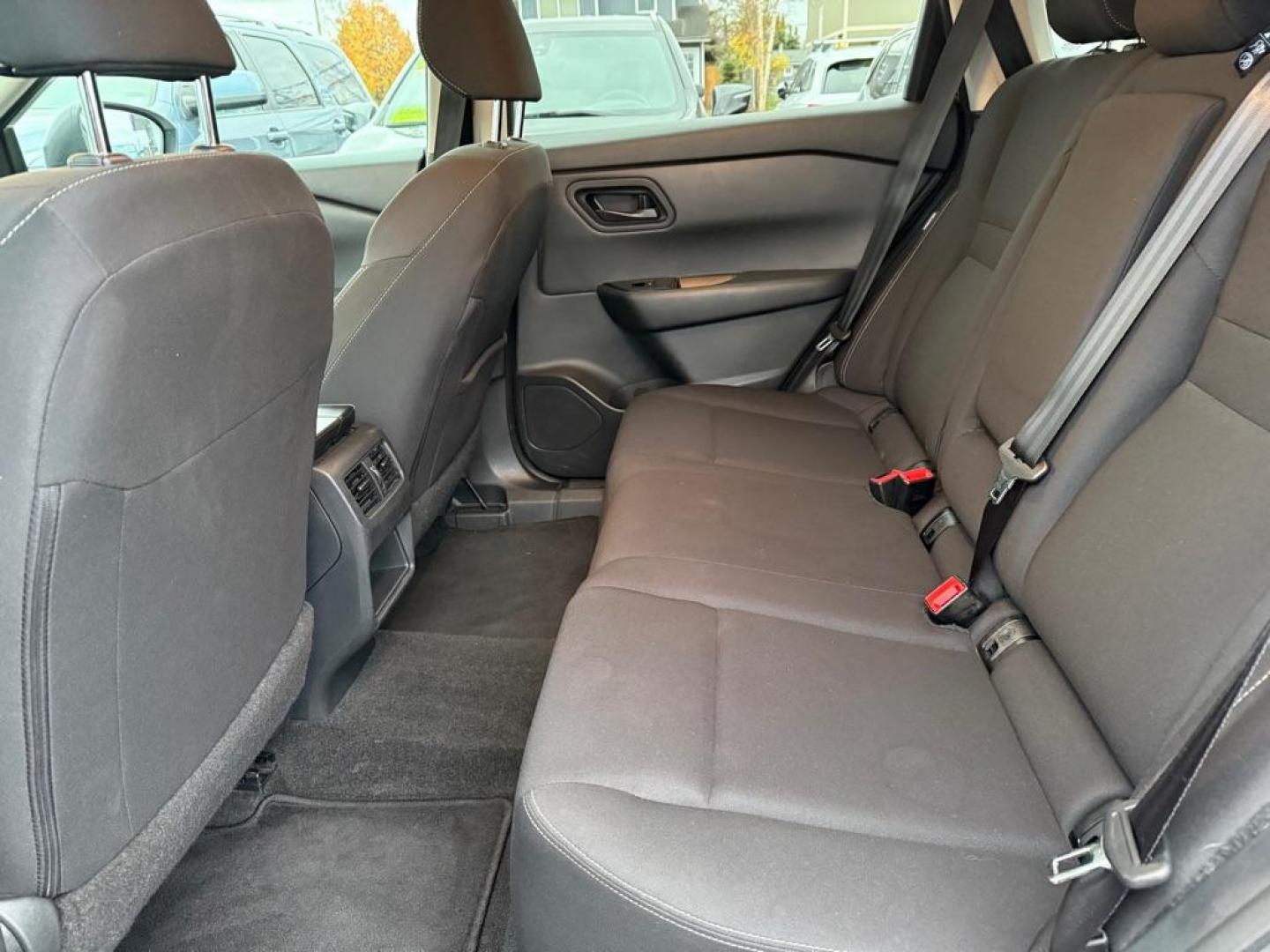 2024 SILVER NISSAN ROGUE S (5N1BT3AB6RC) with an 1.5L engine, Continuously Variable transmission, located at 929 East 8th Ave, Anchorage, AK, 99501, (907) 274-2277, 61.214783, -149.866074 - Photo#3