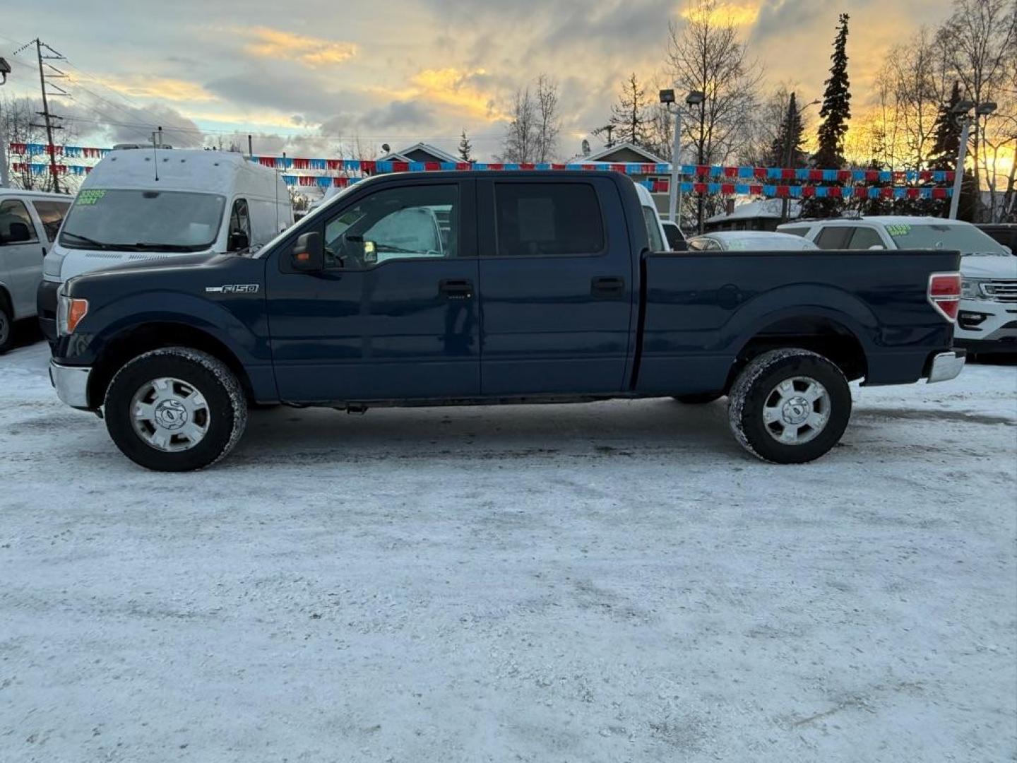 2014 BLUE FORD F150 SUPERCREW (1FTFW1EF6EF) with an 5.0L engine, Automatic transmission, located at 929 East 8th Ave, Anchorage, AK, 99501, (907) 274-2277, 61.214783, -149.866074 - Photo#1