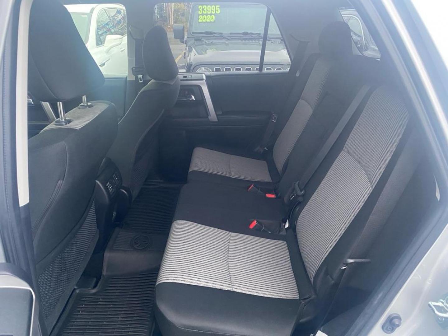 2023 SILVER TOYOTA 4RUNNER SE SE (JTEMU5JR8P6) with an 4.0L engine, Automatic transmission, located at 929 East 8th Ave, Anchorage, AK, 99501, (907) 274-2277, 61.214783, -149.866074 - Photo#3