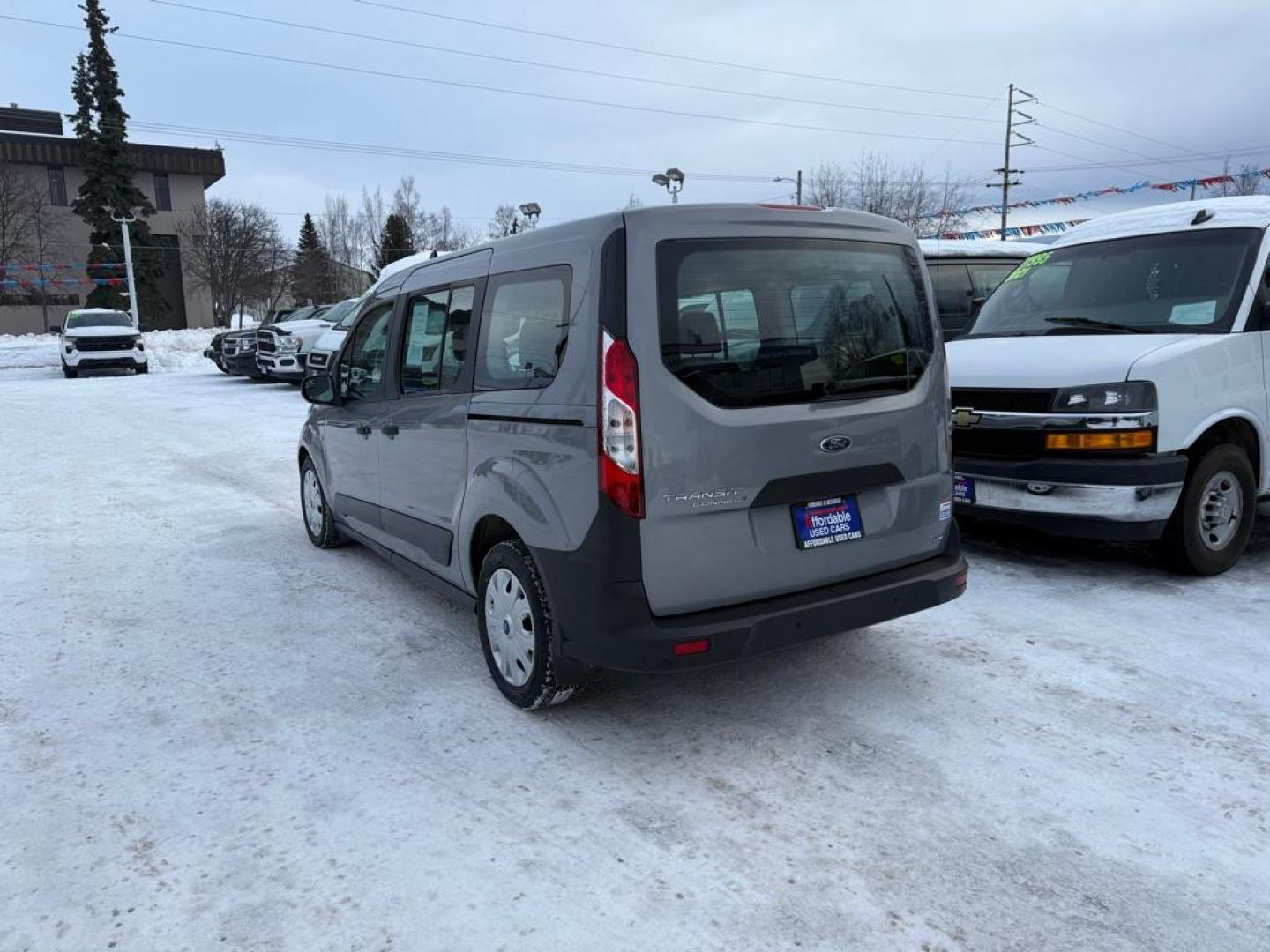 2022 BLUE FORD TRANSIT CONNECT XL (NM0GE9E26N1) with an 2.0L engine, Automatic transmission, located at 929 East 8th Ave, Anchorage, AK, 99501, (907) 274-2277, 61.214783, -149.866074 - Photo#2