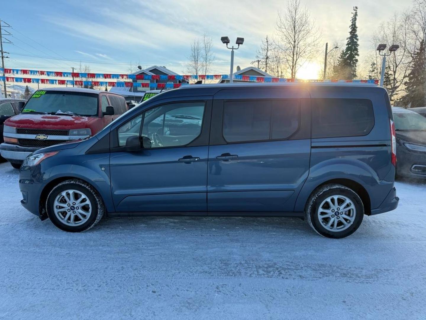 2019 GRY FORD TRANSIT CONNECT XLT (NM0GE9F21K1) with an 2.0L engine, Automatic transmission, located at 929 East 8th Ave, Anchorage, AK, 99501, (907) 274-2277, 61.214783, -149.866074 - Photo#1