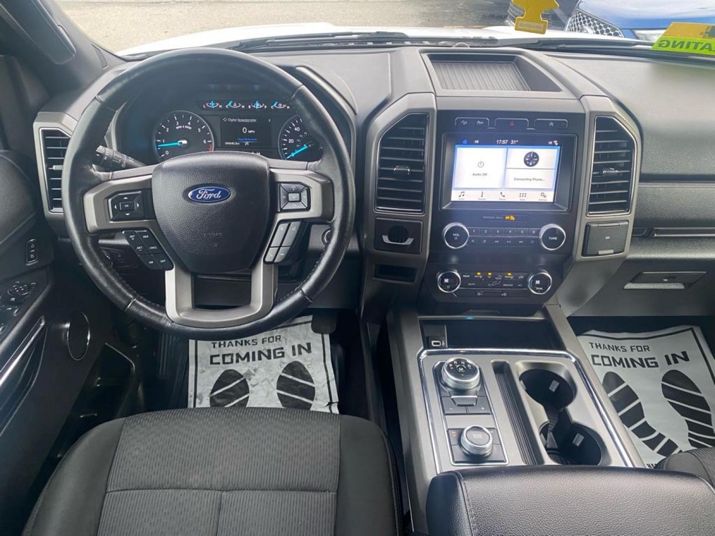 2019 WHITE FORD EXPEDITION MAX XLT (1FMJK1JT7KE) with an 3.5L engine, Automatic transmission, located at 929 East 8th Ave, Anchorage, AK, 99501, (907) 274-2277, 61.214783, -149.866074 - Photo#4