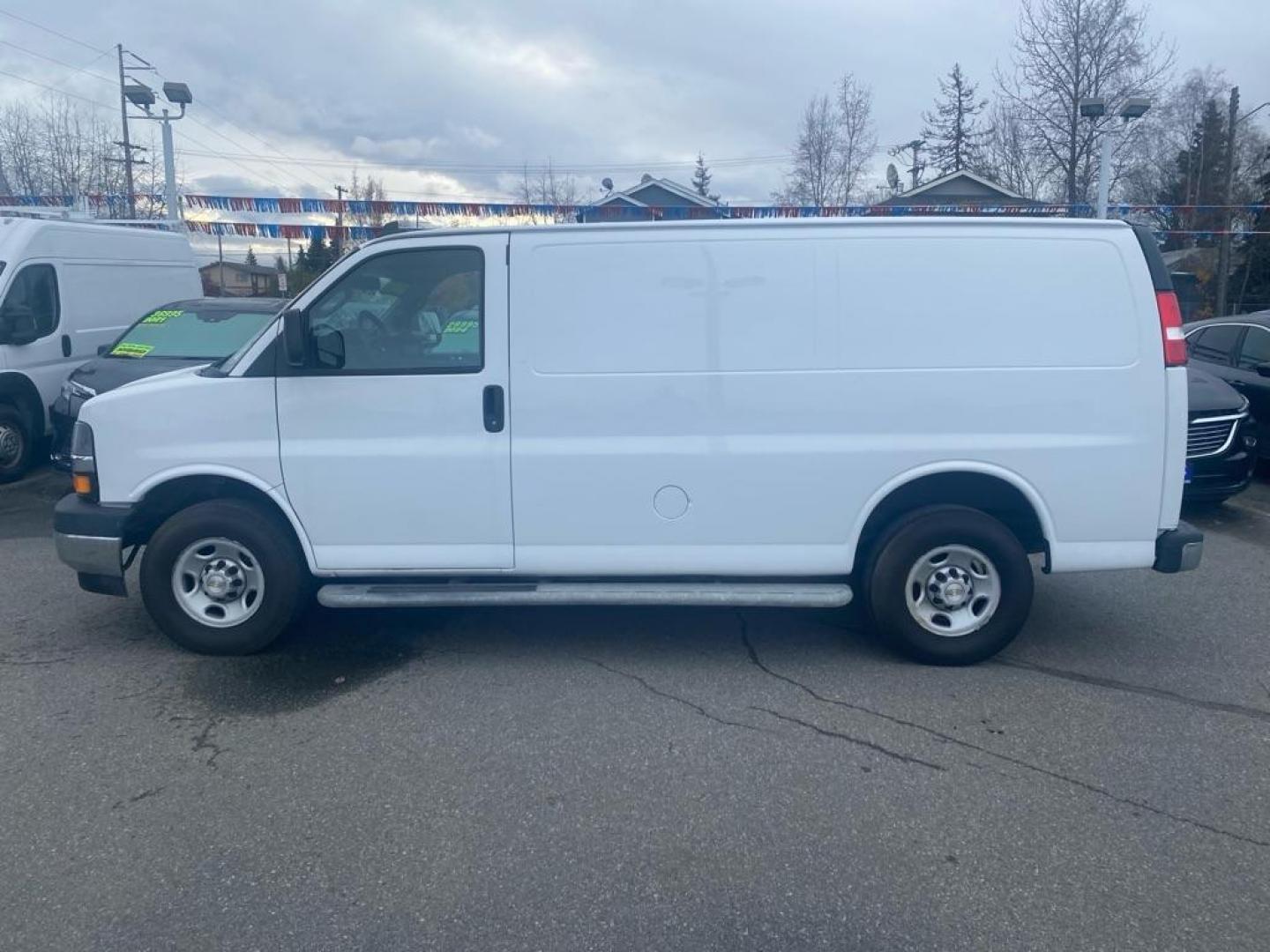 2021 WHITE CHEVROLET EXPRESS G2500 (1GCWGAFP9M1) with an 4.3L engine, Automatic transmission, located at 929 East 8th Ave, Anchorage, AK, 99501, (907) 274-2277, 61.214783, -149.866074 - Photo#1