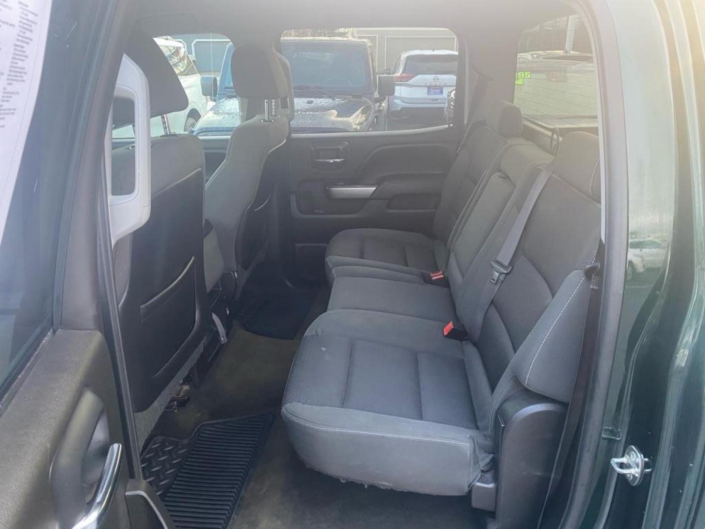 2015 GREEN CHEVROLET SILVERADO 1500 LT (1GCUKREC6FF) with an 5.3L engine, Automatic transmission, located at 929 East 8th Ave, Anchorage, AK, 99501, (907) 274-2277, 61.214783, -149.866074 - Photo#3