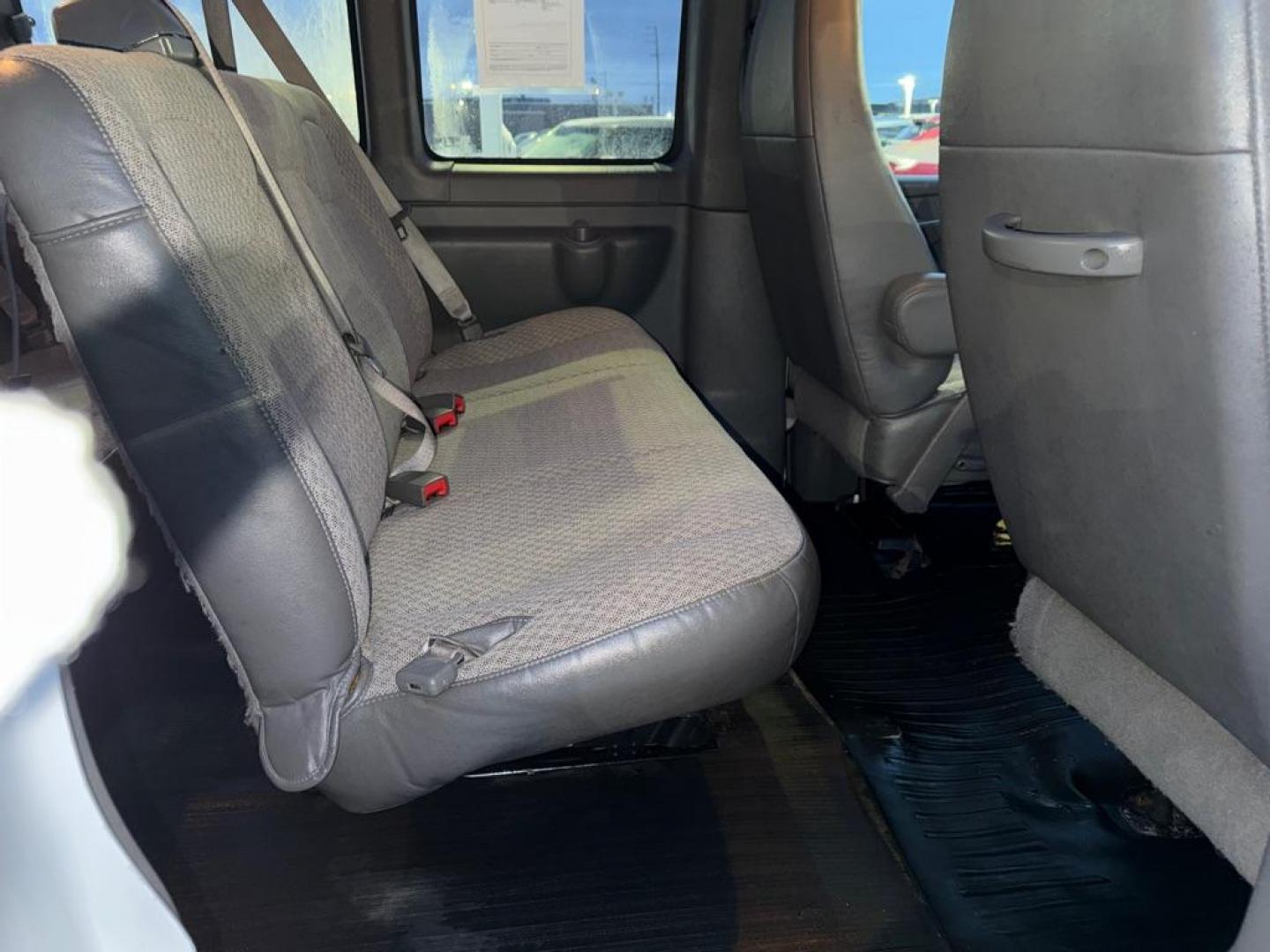 2014 WHITE GMC SAVANA G3500 LS (1GJZ7ZFA3E1) with an 4.8L engine, Automatic transmission, located at 929 East 8th Ave, Anchorage, AK, 99501, (907) 274-2277, 61.214783, -149.866074 - Photo#3