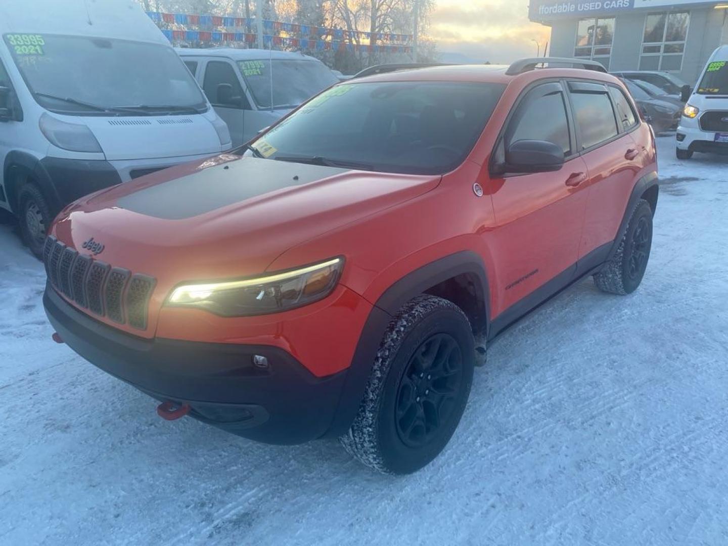 2021 ORANGE JEEP CHEROKEE TRAILHAWK (1C4PJMBX8MD) with an 3.2L engine, Automatic transmission, located at 929 East 8th Ave, Anchorage, AK, 99501, (907) 274-2277, 61.214783, -149.866074 - Photo#0