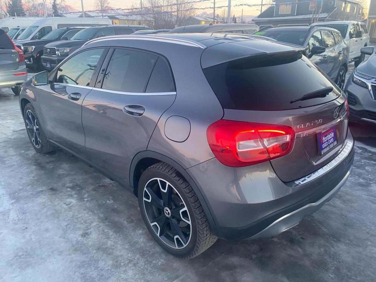 2020 SILVER MERCEDES-BENZ GLA 250 4MATIC (WDCTG4GB4LJ) with an 2.0L engine, Automatic transmission, located at 929 East 8th Ave, Anchorage, AK, 99501, (907) 274-2277, 61.214783, -149.866074 - Photo#2