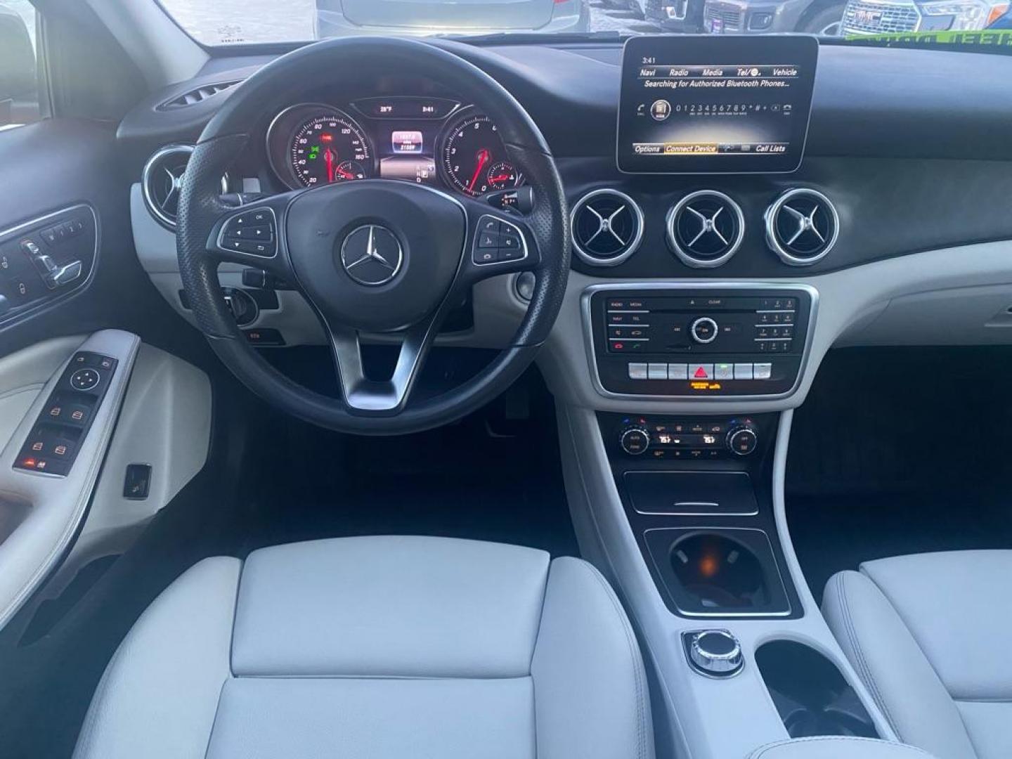 2020 SILVER MERCEDES-BENZ GLA 250 4MATIC (WDCTG4GB4LJ) with an 2.0L engine, Automatic transmission, located at 929 East 8th Ave, Anchorage, AK, 99501, (907) 274-2277, 61.214783, -149.866074 - Photo#4