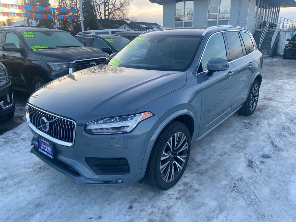 photo of 2021 VOLVO XC90 T6 MOMENTUM
