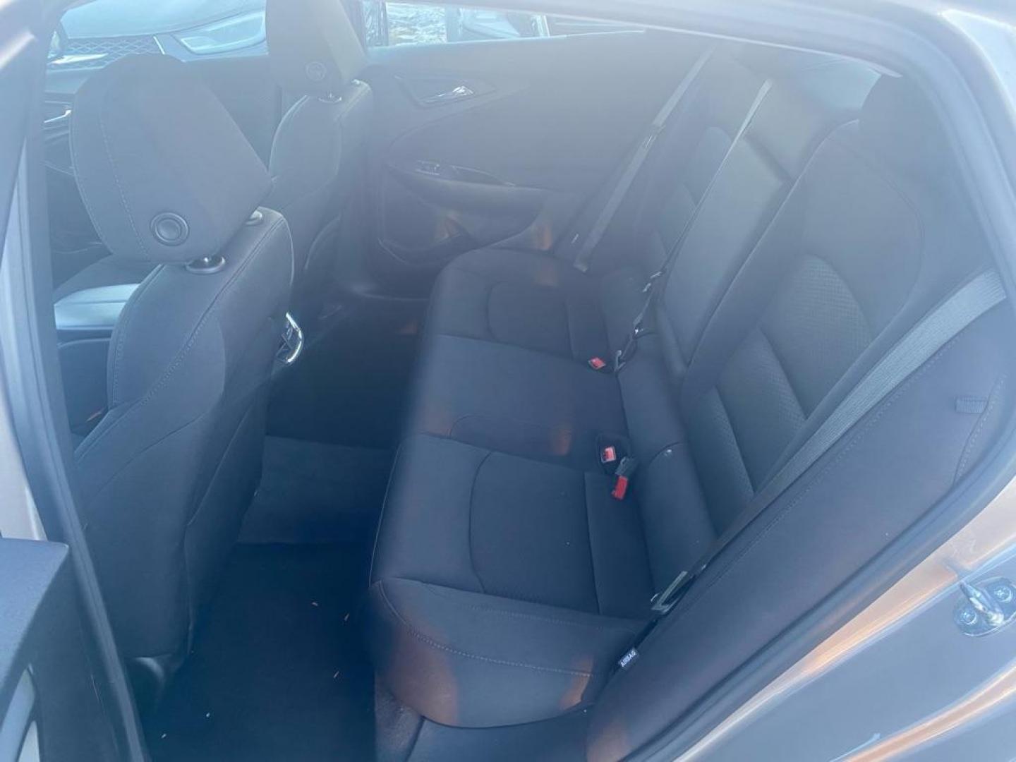 2023 GRAY CHEVROLET MALIBU LT LT (1G1ZD5ST5PF) with an 1.5L engine, Continuously Variable transmission, located at 929 East 8th Ave, Anchorage, AK, 99501, (907) 274-2277, 61.214783, -149.866074 - Photo#3