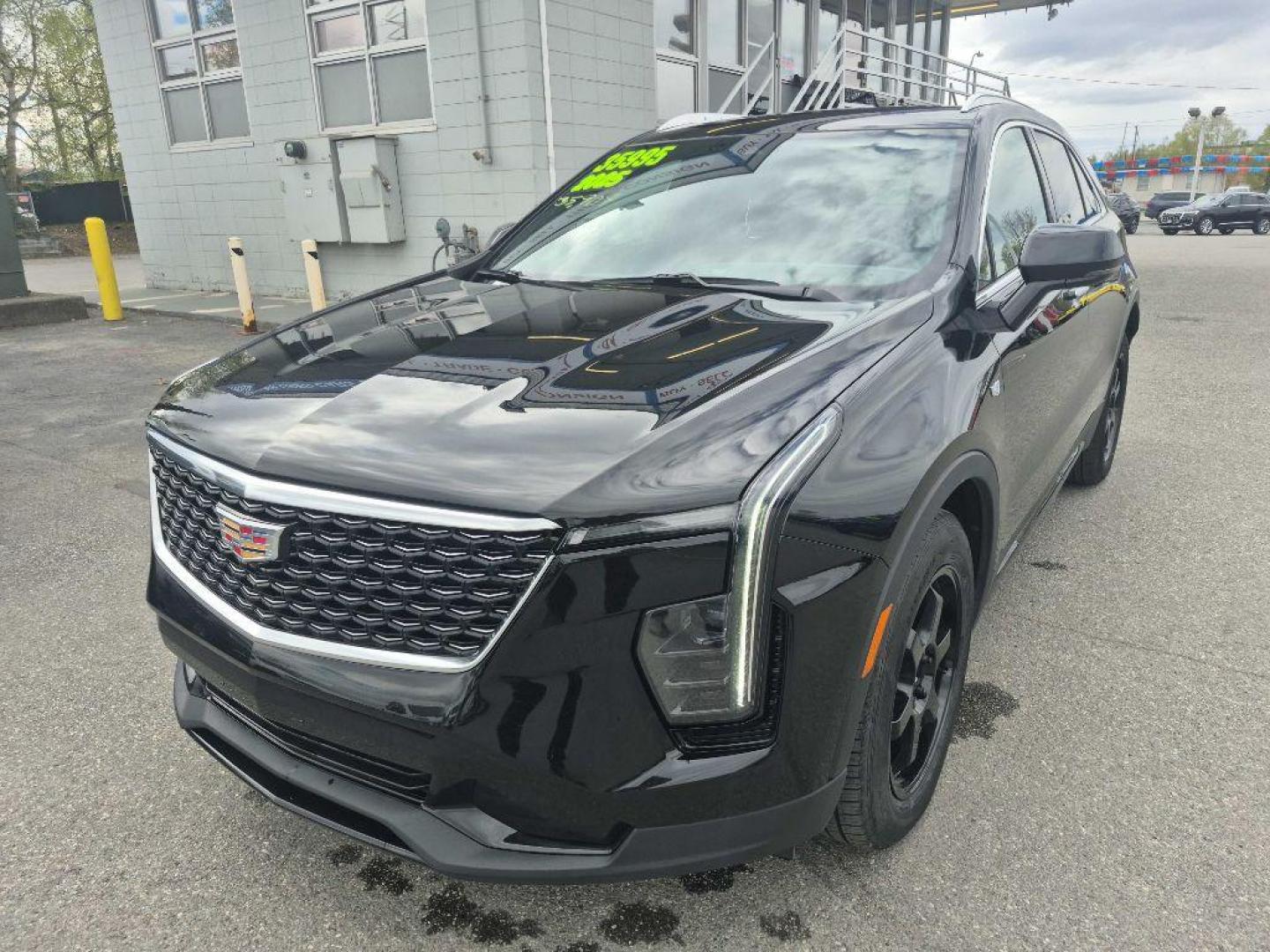 2025 BLACK CADILLAC XT4 PREMIUM LUXURY (1GYFZDR48SF) with an 2.0L engine, Automatic transmission, located at 929 East 8th Ave, Anchorage, AK, 99501, (907) 274-2277, 61.214783, -149.866074 - Photo#0