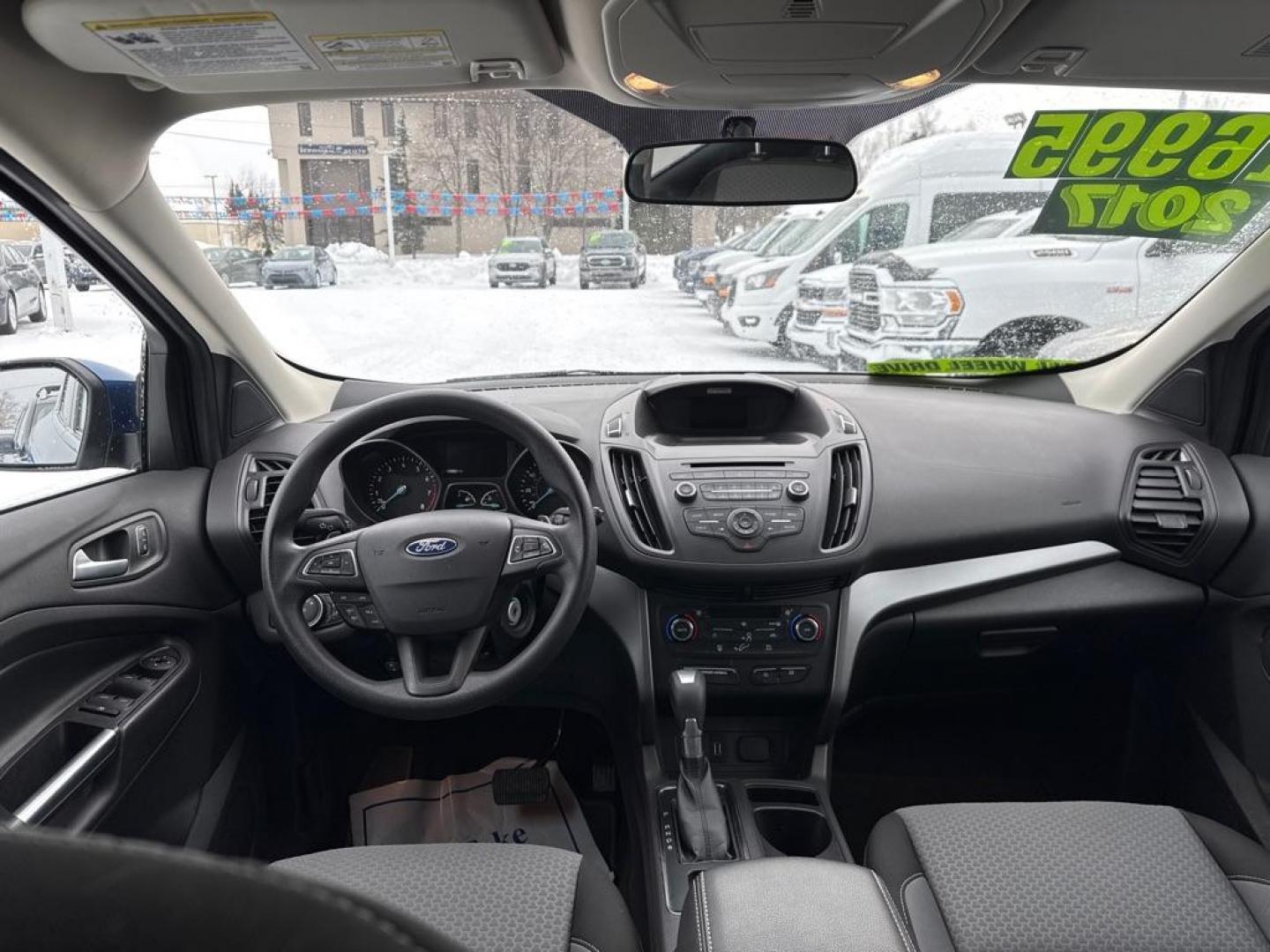 2017 BLUE FORD ESCAPE SE (1FMCU9GD2HU) with an 1.5L engine, Automatic transmission, located at 929 East 8th Ave, Anchorage, AK, 99501, (907) 274-2277, 61.214783, -149.866074 - Photo#4