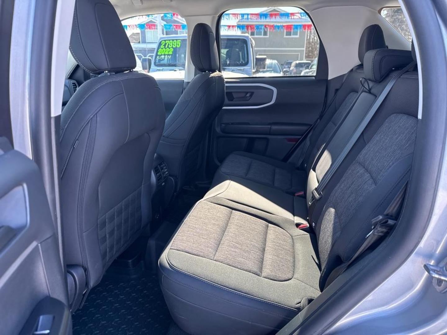 2023 SILVER FORD BRONCO SPORT BIG BEND (3FMCR9B6XPR) with an 1.5L engine, Automatic transmission, located at 929 East 8th Ave, Anchorage, AK, 99501, (907) 274-2277, 61.214783, -149.866074 - Photo#3