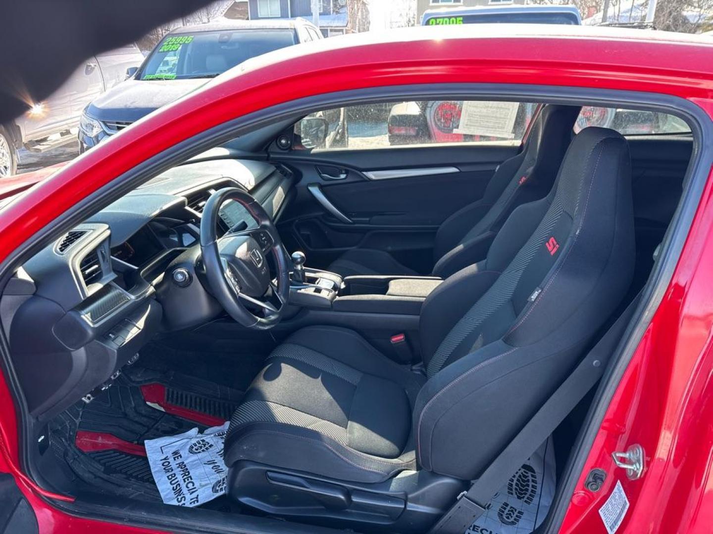 2019 RED HONDA CIVIC SI (2HGFC3A51KH) with an 1.5L engine, 6-Speed Manual transmission, located at 929 East 8th Ave, Anchorage, AK, 99501, (907) 274-2277, 61.214783, -149.866074 - Photo#3