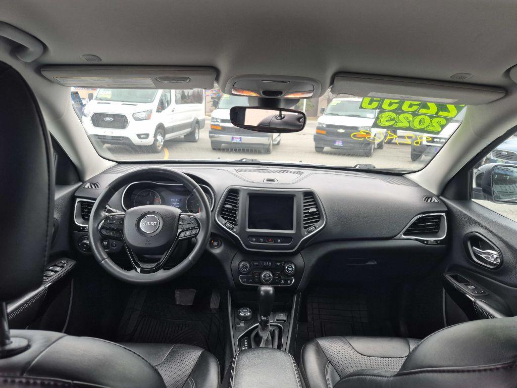photo of 2023 JEEP CHEROKEE ALTITUDE LUX