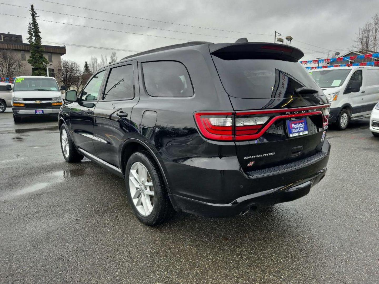 2025 BLACK DODGE DURANGO R/T R/T (1C4SDJCT1SC) with an 5.7L engine, Automatic transmission, located at 929 East 8th Ave, Anchorage, AK, 99501, (907) 274-2277, 61.214783, -149.866074 - Photo#2