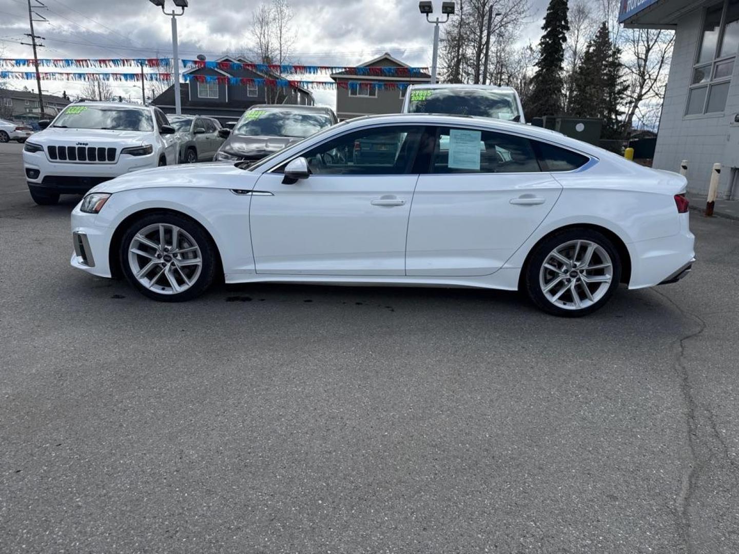 2024 WHITE AUDI A5 PREMIUM PLUS 45 (WAUFACF55RA) with an 2.0L engine, Automatic transmission, located at 929 East 8th Ave, Anchorage, AK, 99501, (907) 274-2277, 61.214783, -149.866074 - Photo#1