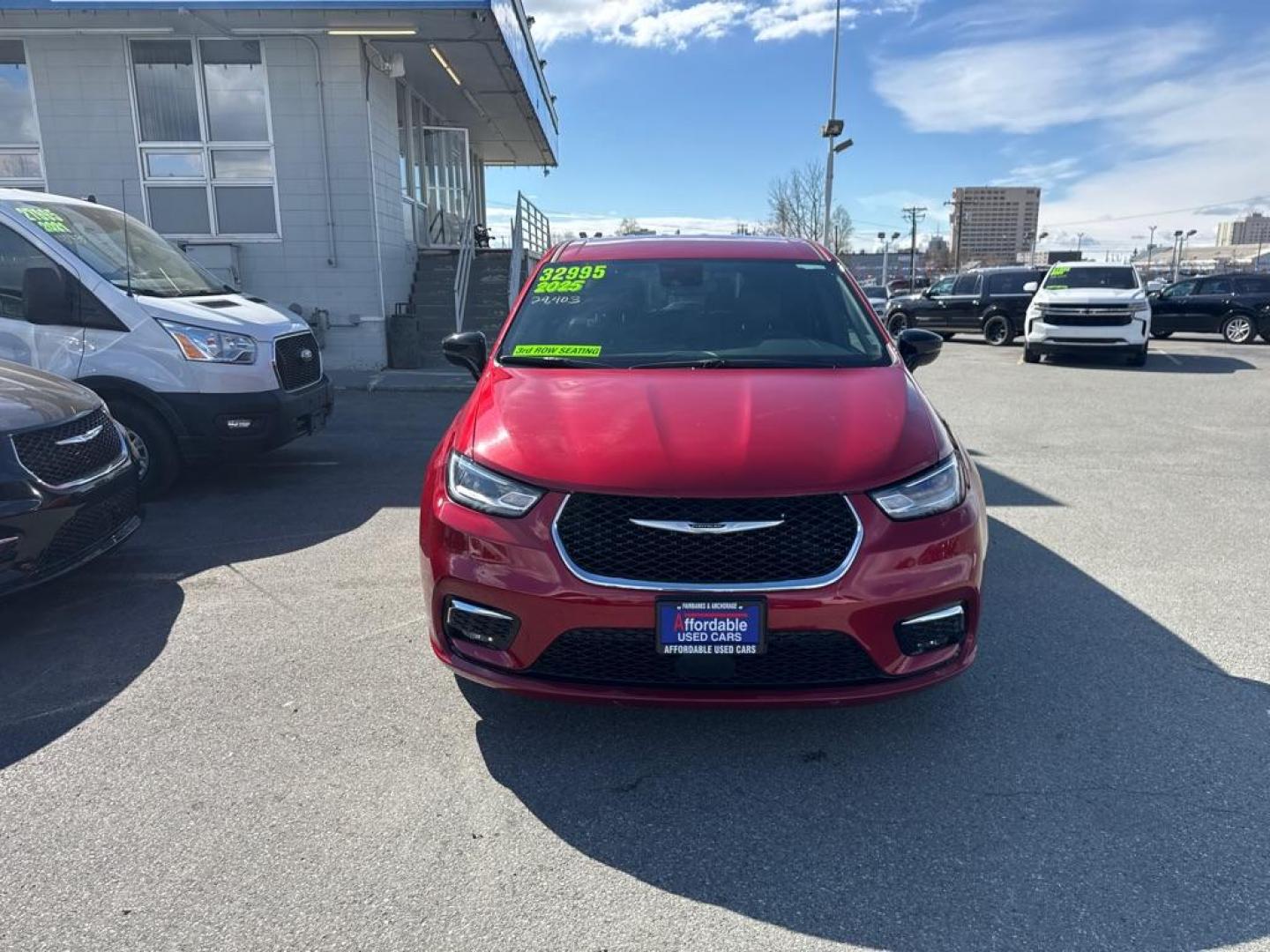 2025 RED CHRYSLER PACIFICA SELECT (2C4RC1BGXSR) with an 3.6L engine, Automatic transmission, located at 929 East 8th Ave, Anchorage, AK, 99501, (907) 274-2277, 61.214783, -149.866074 - Photo#0