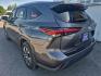 2024 GRAY TOYOTA HIGHLANDER XLE (5TDKDRBH3RS) with an 2.4L engine, Automatic transmission, located at 929 East 8th Ave, Anchorage, AK, 99501, (907) 274-2277, 61.214783, -149.866074 - Photo#2